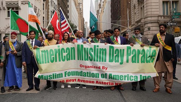 Parade Tahunan Hari Muslim Amerika Diadakan di New York